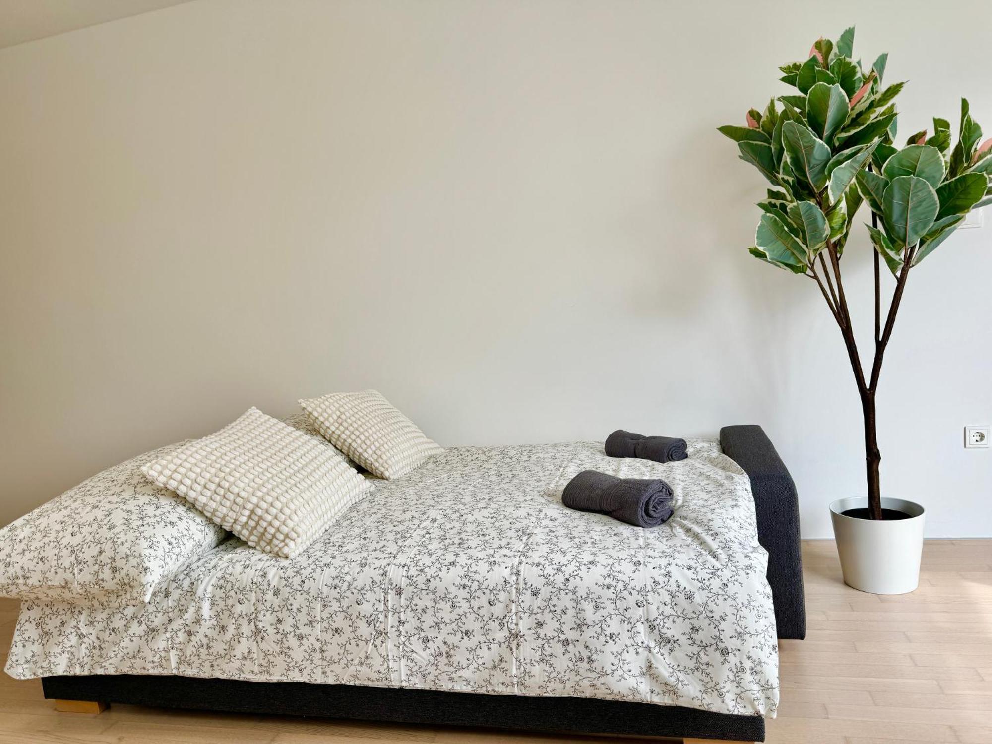 Stylish Schonbrunn Apartments With Free Parking 비엔나 외부 사진