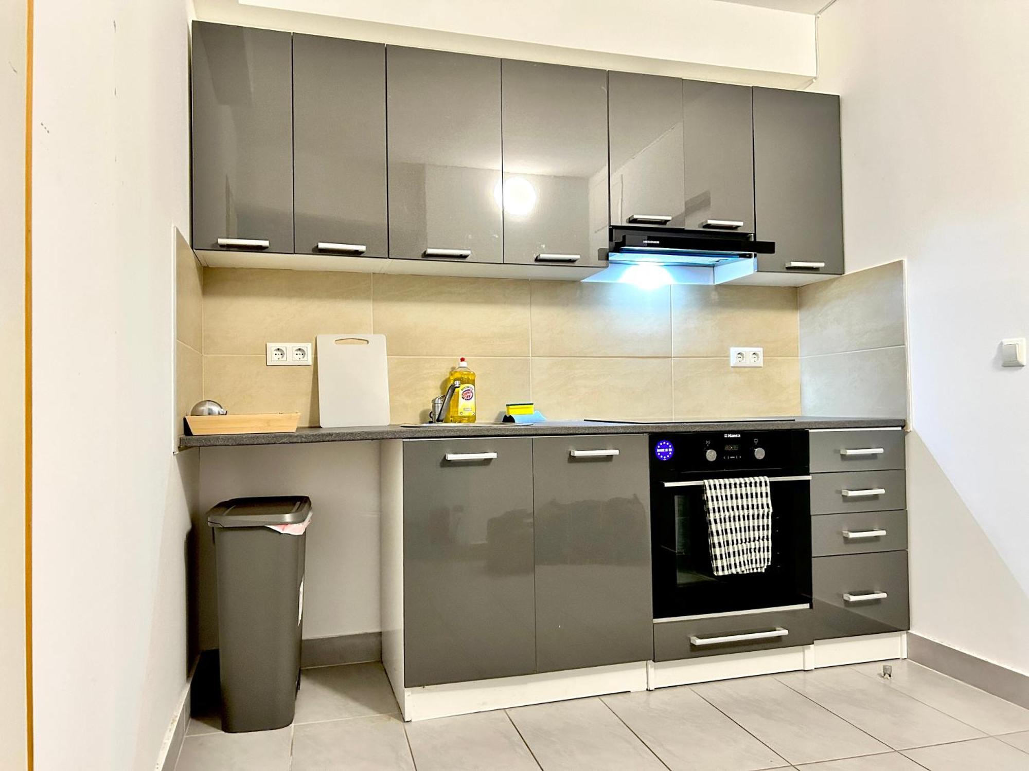 Stylish Schonbrunn Apartments With Free Parking 비엔나 외부 사진