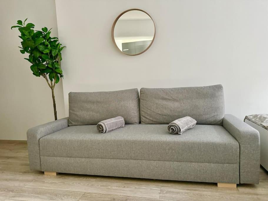 Stylish Schonbrunn Apartments With Free Parking 비엔나 외부 사진